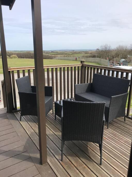 Marios Lodge Padstow Exterior foto